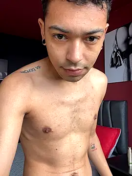 Snapshot of Imtavo chatting on November 11, 1:00 pm Imtavo online show from November 11, 1:00 pm