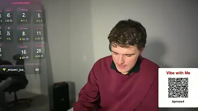 sculpteddesire online show from March 27, 4:40 am