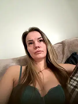 Cutebrowneyes  online show from January 13, 12:43 pm