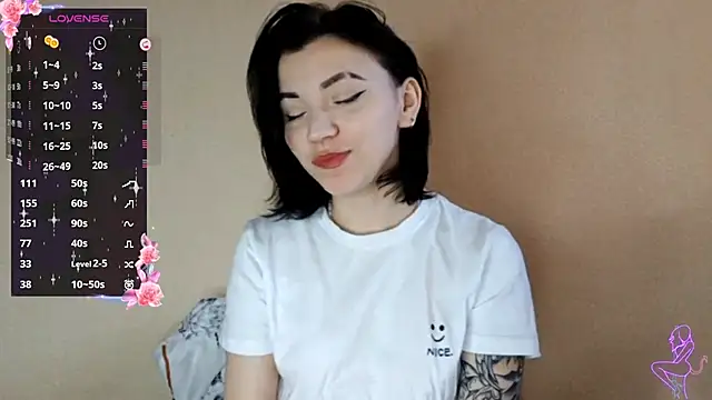 Snapshot of YeahRock chatting on November 16, 10:32 am YeahRock online show from November 16, 10:32 am