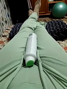 Tota sexi online show from April 14, 7:03 am