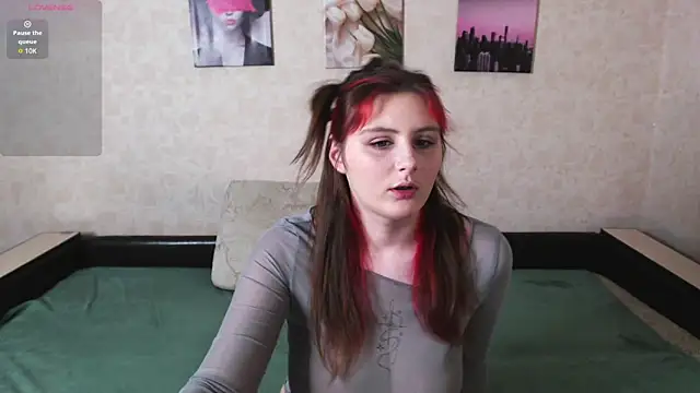 Snapshot of Helen_Gren chatting on May 27, 6:10 am Helen Gren online show from May 27, 6:10 am