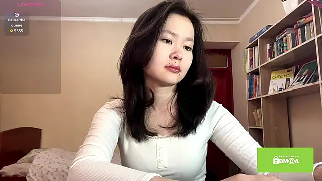 HuldaKye online show from February 22, 12:04 pm