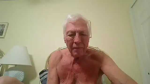 Snapshot of capttp chatting on April 29, 2:15 am capttp online show from April 29, 2:15 am