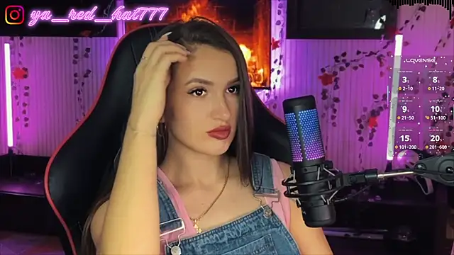 -RED HAT- online show from March 30, 5:36 pm