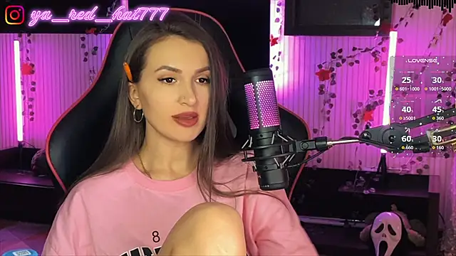 -RED HAT- online show from April 7, 5:13 pm