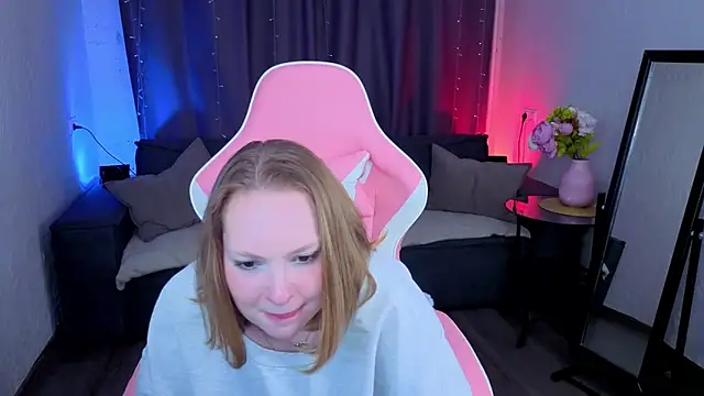 Snapshot of Elizabeth_Walson chatting on November 13, 4:06 pm Elizabeth Walson online show from November 13, 4:06 pm