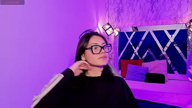 Brandy collinss online show from February 15, 11:19 am