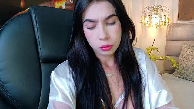 Snapshot of IrisDeLaVega_ chatting on March 29, 8:09 pm IrisDeLaVega online show from March 29, 8:09 pm