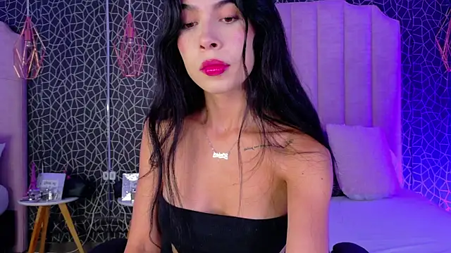 Snapshot of IrisDeLaVega_ chatting on May 14, 2:24 pm IrisDeLaVega online show from May 14, 2:24 pm