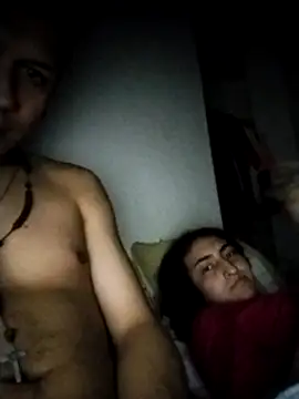 Snapshot of Chris____Col chatting on November 19, 6:13 am Chris Col online show from November 19, 6:13 am