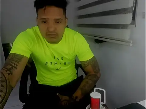 master leather online show from March 25, 1:39 pm