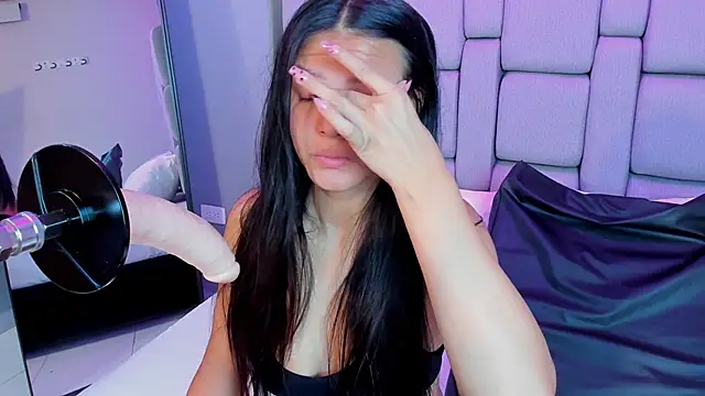 Sara rhoades online show from November 27, 11:45 am