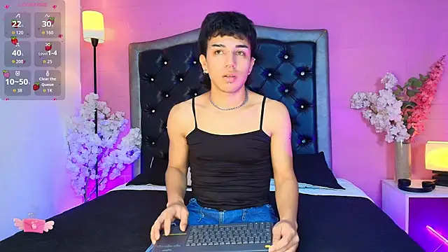 Snapshot of Davel_Svetla chatting on November 14, 12:48 pm Davel Svetla online show from November 14, 12:48 pm