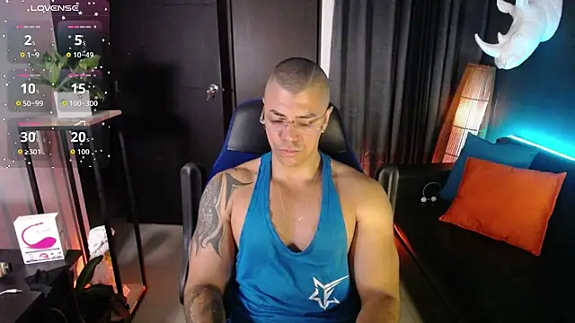 Zed ferrer online show from May 17, 9:49 am