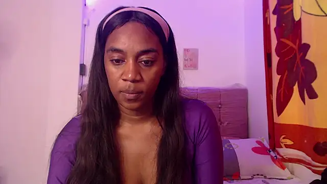 AishaOwens online show from March 3, 5:19 pm