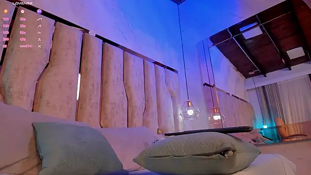 Caroline palmerr online show from February 12, 3:12 am