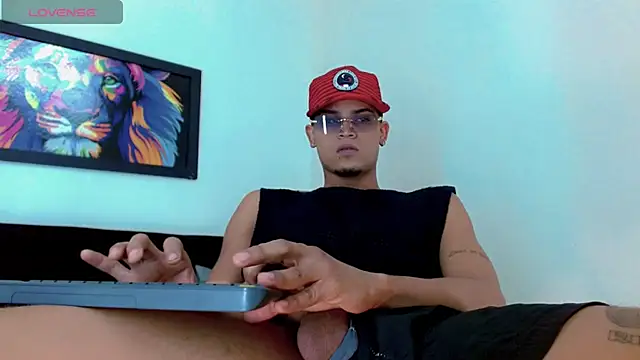 Isaacas  online show from November 17, 11:27 am