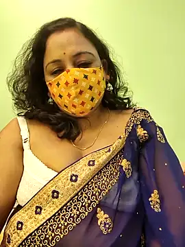 Snapshot of Hena_bhabi chatting on November 16, 8:25 pm Hena bhabi online show from November 16, 8:25 pm