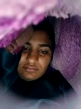 Snapshot of Kumari_gairl chatting on December 19, 1:01 am Kumari gairl online show from December 19, 1:01 am