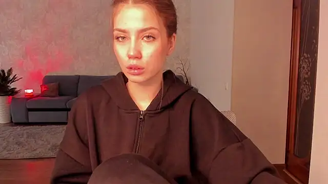 Aurora Glow21 online show from April 10, 4:39 am