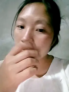 Snapshot of Micky_baby chatting on April 18, 2:43 pm Micky baby online show from April 18, 2:43 pm