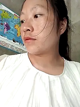 Snapshot of Micky_baby chatting on April 23, 2:13 am Micky baby online show from April 23, 2:13 am