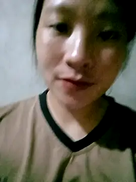 Snapshot of Micky_baby chatting on April 23, 1:24 pm Micky baby online show from April 23, 1:24 pm