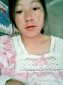 Snapshot of Micky_baby chatting on April 30, 1:12 am Micky baby online show from April 30, 1:12 am
