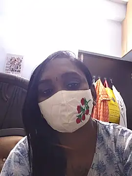 Snapshot of Dharshini98 chatting on May 31, 9:27 pm Dharshini98 online show from May 31, 9:27 pm