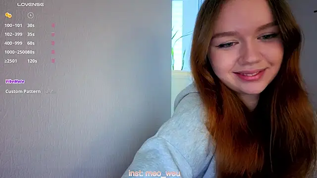 Snapshot of me_liss chatting on November 16, 12:33 pm me liss online show from November 16, 12:33 pm