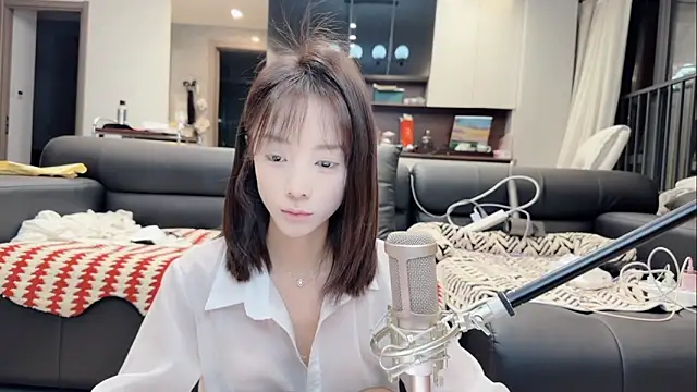 Butterbear online show from April 8, 12:38 pm