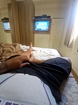 Snapshot of eder69_122 chatting on November 12, 3:23 pm eder69 122 online show from November 12, 3:23 pm