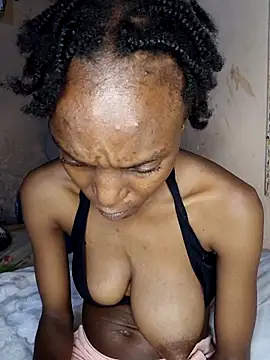 Snapshot of Beverlygurlx6 chatting on March 4, 8:37 pm Beverlygurlx6 online show from March 4, 8:37 pm
