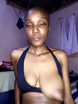 Snapshot of Beverlygurlx6 chatting on March 19, 4:33 pm Beverlygurlx6 online show from March 19, 4:33 pm