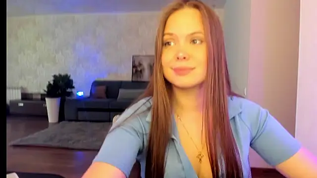 Snapshot of Kira_love_81 chatting on May 15, 12:12 pm Kira love 81 online show from May 15, 12:12 pm