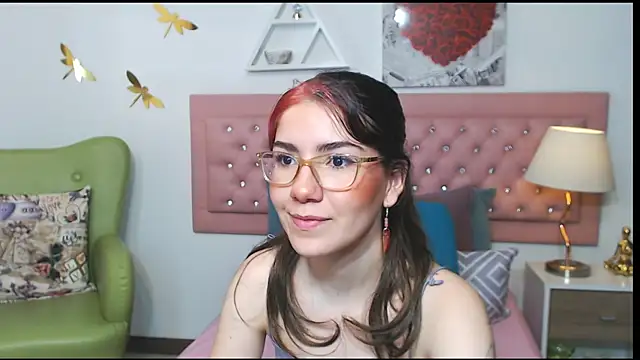 AriLumi online show from November 20, 7:46 pm