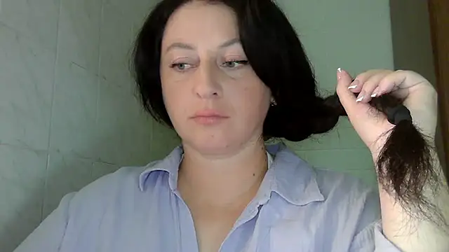 Snapshot of MelinaAx chatting on July 13, 8:11 pm MelinaAx online show from July 13, 8:11 pm