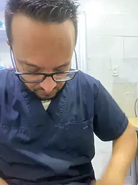 Snapshot of Manolovega chatting on November 20, 8:52 pm Manolovega online show from November 20, 8:52 pm