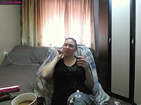 JenniDeep online show from March 9, 5:11 am