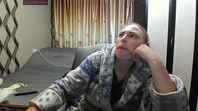 Snapshot of JenniDeep chatting on May 26, 5:09 pm JenniDeep online show from May 26, 5:09 pm