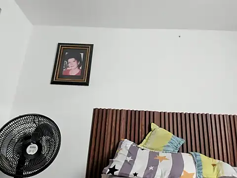 caroline 47 online show from March 5, 8:05 pm