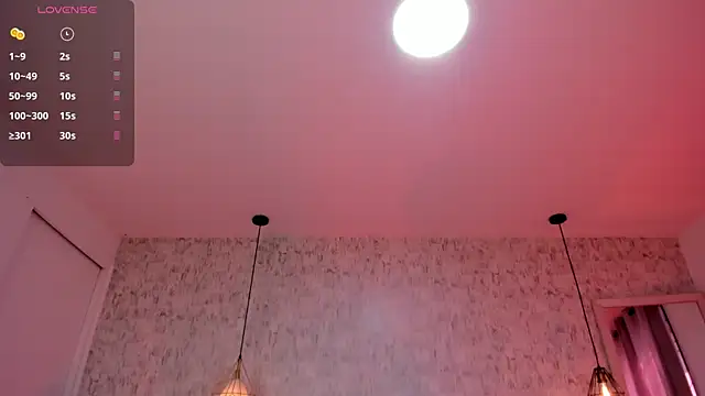 Snapshot of Sasha_Wolff chatting on July 29, 2:15 pm Sasha Wolff online show from July 29, 2:15 pm