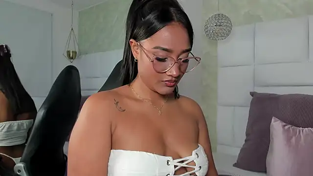 Snapshot of anna_jules chatting on November 21, 9:57 pm anna jules online show from November 21, 9:57 pm