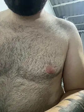 julianlondo111 online show from December 18, 12:38 am