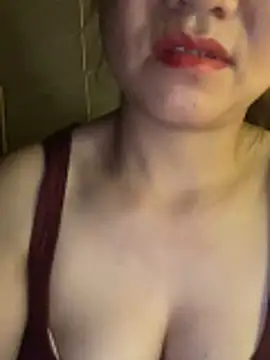 Snapshot of Diana-sexyy chatting on May 13, 10:17 pm Diana-sexyy online show from May 13, 10:17 pm