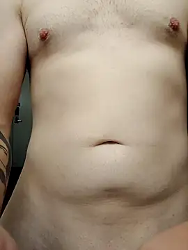 Snapshot of loooper777 chatting on November 17, 9:48 am loooper777 online show from November 17, 9:48 am