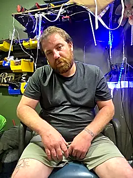 Snapshot of Txweld69 chatting on February 11, 7:13 am Txweld69 online show from February 11, 7:13 am