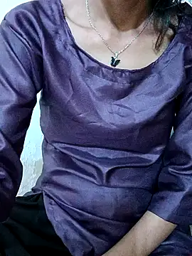 Snapshot of Asha_devi90 chatting on May 18, 11:16 am Asha devi90 online show from May 18, 11:16 am