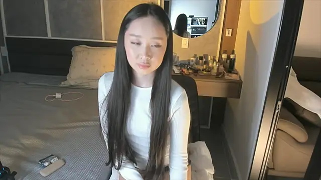 notyoursammy online show from November 27, 11:23 am